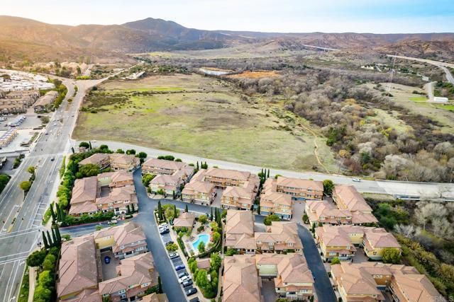 36 Via Sovana, Santee, CA 92071
