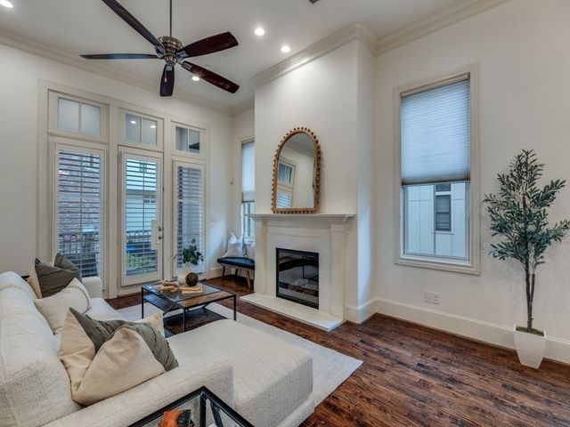 2114 Aylesport Drive, Dallas, TX 75201