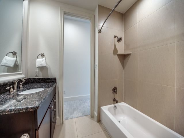 2114 Aylesport Drive, Dallas, TX 75201