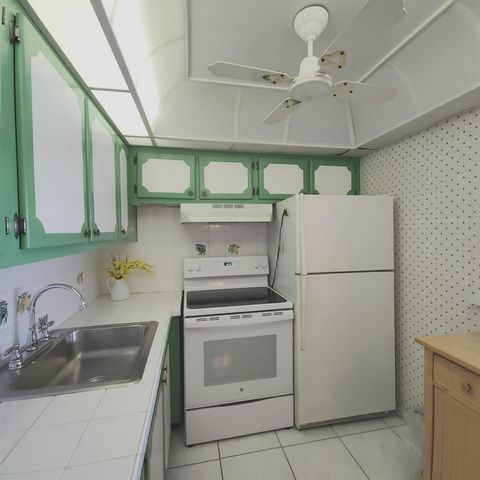 262 Sussex M, West Palm Beach, FL 33417