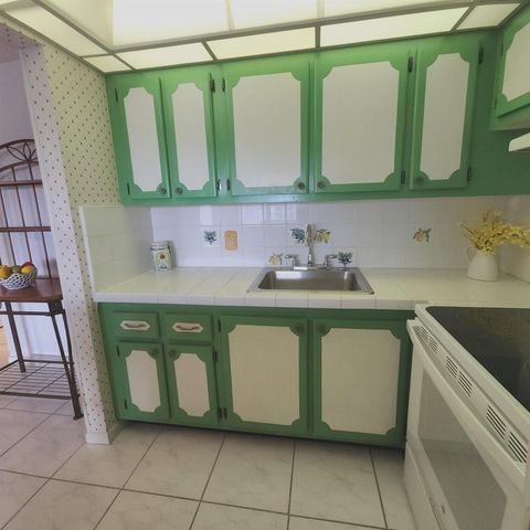 262 Sussex M, West Palm Beach, FL 33417