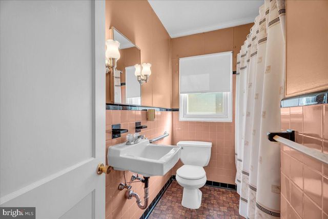 36 RIDGLEY ST, Mount Holly, NJ 08060