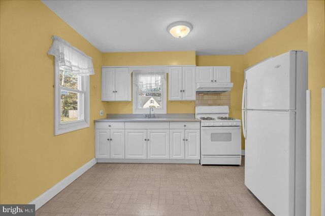 36 RIDGLEY ST, Mount Holly, NJ 08060
