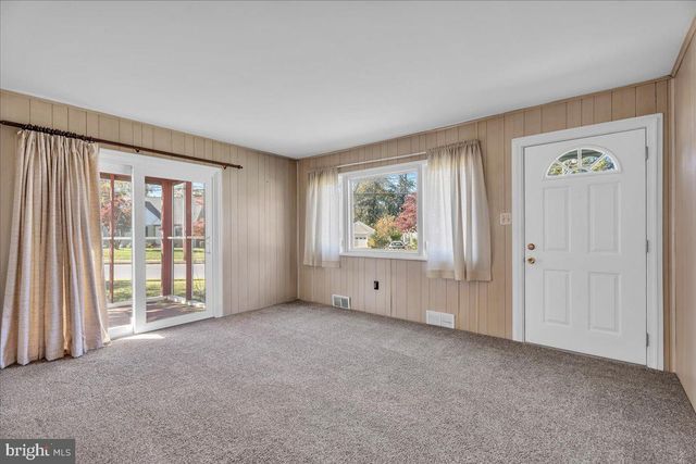 36 RIDGLEY ST, Mount Holly, NJ 08060