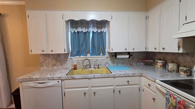 604 N James Street, Jacksonville, AR 72076