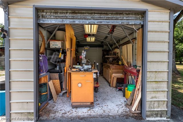 1900 N Riverdale Road, Avon Park, FL 33825