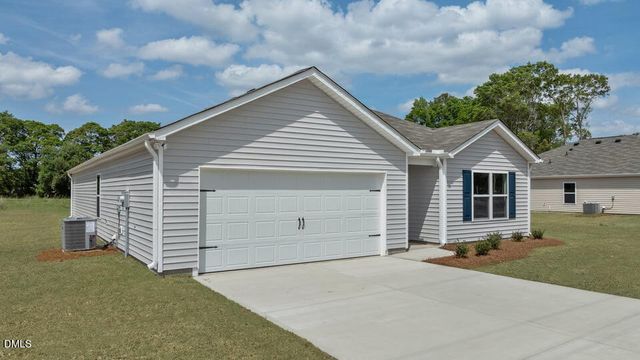 109 Claude Street, La Grange, NC 28551