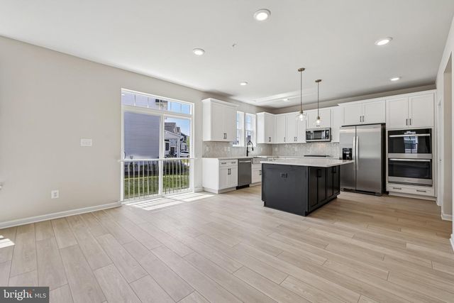 1100 REAGANS RD, Frederick, MD 21702