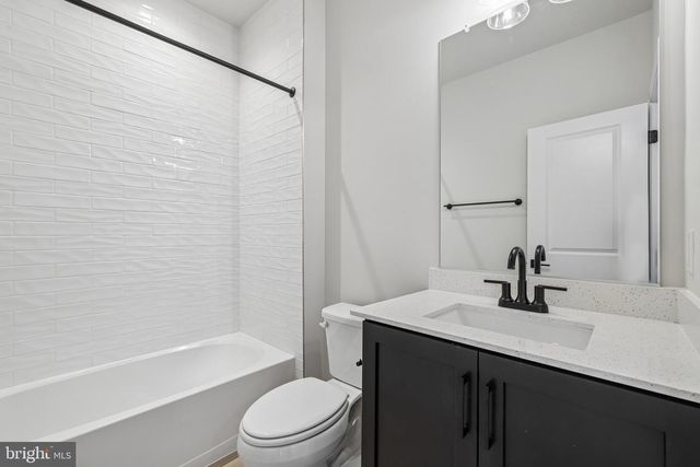1100 REAGANS RD, Frederick, MD 21702