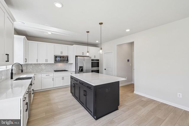 1100 REAGANS RD, Frederick, MD 21702