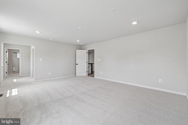 1100 REAGANS RD, Frederick, MD 21702