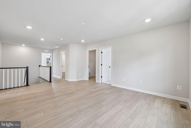 1100 REAGANS RD, Frederick, MD 21702