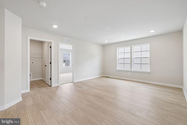 1100 REAGANS RD, Frederick, MD 21702