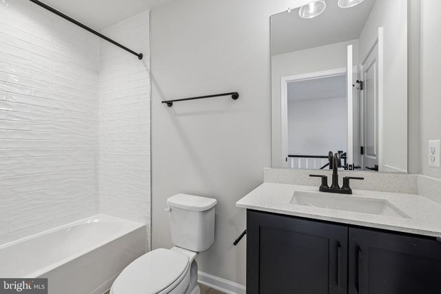 1100 REAGANS RD, Frederick, MD 21702