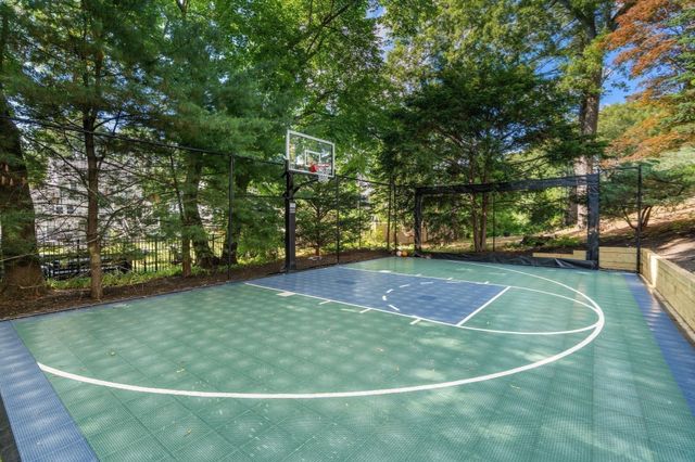 93 Beethoven Ave, Newton, MA 02468