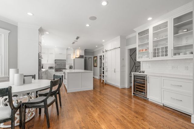 93 Beethoven Ave, Newton, MA 02468