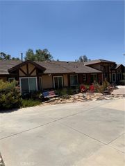 18563 Chickory, Riverside, CA 92504