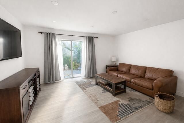 809 W Oakland Park Boulevard K1, Oakland Park, FL 33311