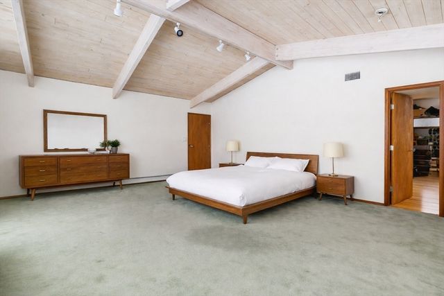 58 Solomon Pierce Rd, Lexington, MA 02420