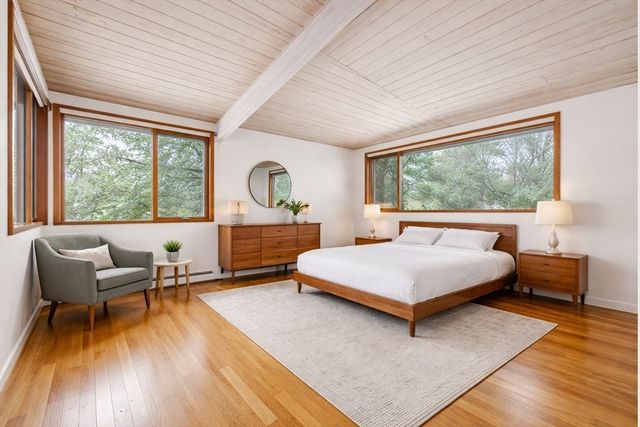 58 Solomon Pierce Rd, Lexington, MA 02420