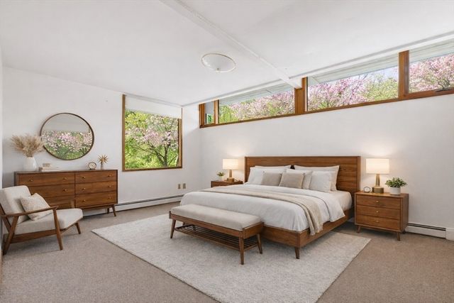 58 Solomon Pierce Rd, Lexington, MA 02420