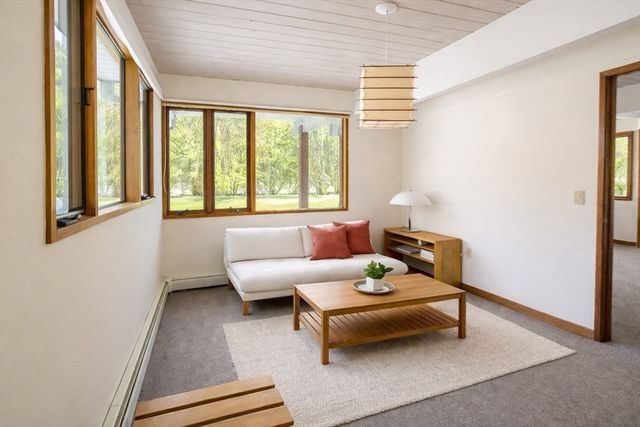 58 Solomon Pierce Rd, Lexington, MA 02420