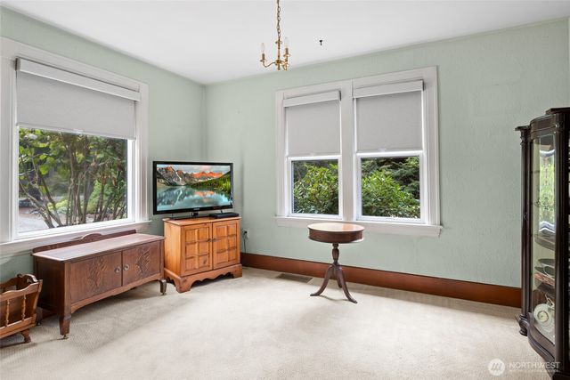 3414 Wilson Road, Oak Harbor, WA 98277