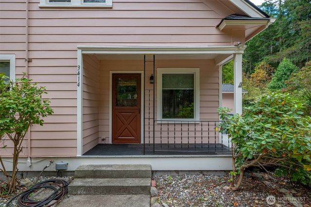 3414 Wilson Road, Oak Harbor, WA 98277