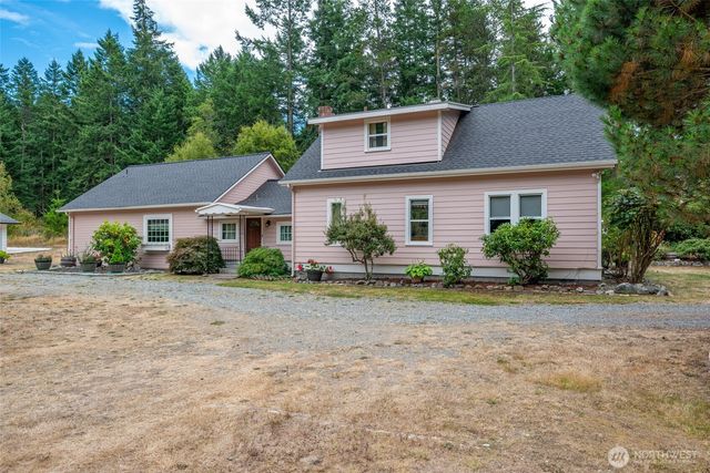 3414 Wilson Road, Oak Harbor, WA 98277