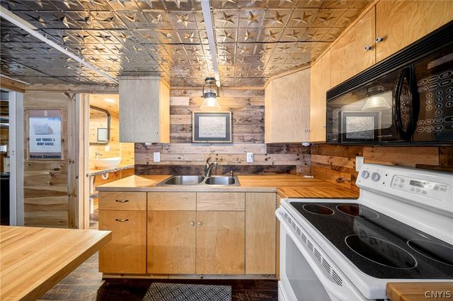 11812 River Road, Florence, NY 13316