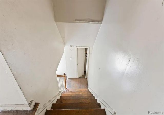 12641 Kelly Road, Detroit, MI 48224