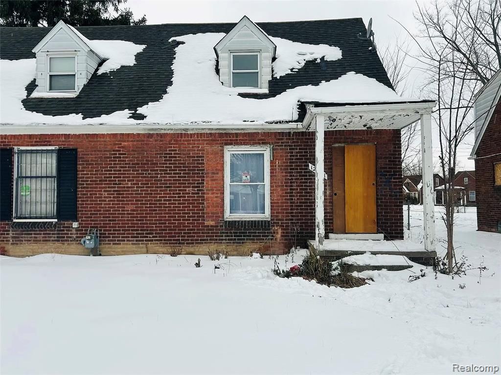 12641 Kelly Road, Detroit, MI 48224