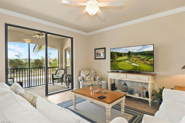 9816 Giaveno CIR # 1326, Naples, FL 34113