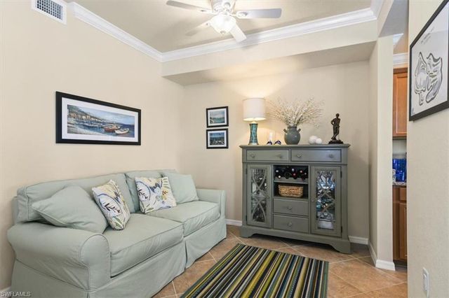 9816 Giaveno CIR # 1326, Naples, FL 34113