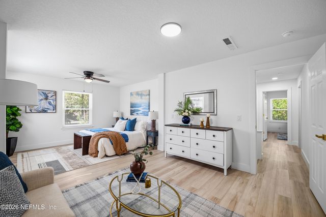 1811 TWELVE OAKS Lane N, Neptune Beach, FL 32266