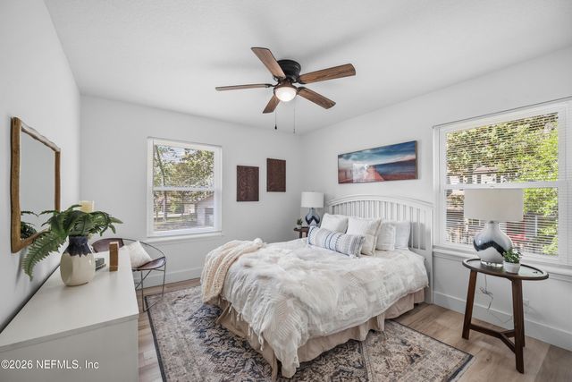 1811 TWELVE OAKS Lane N, Neptune Beach, FL 32266