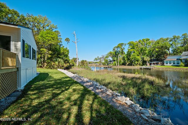 1811 TWELVE OAKS Lane N, Neptune Beach, FL 32266