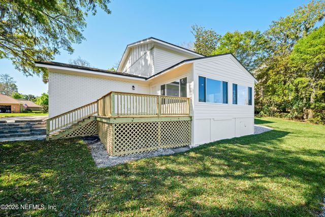 1811 TWELVE OAKS Lane N, Neptune Beach, FL 32266