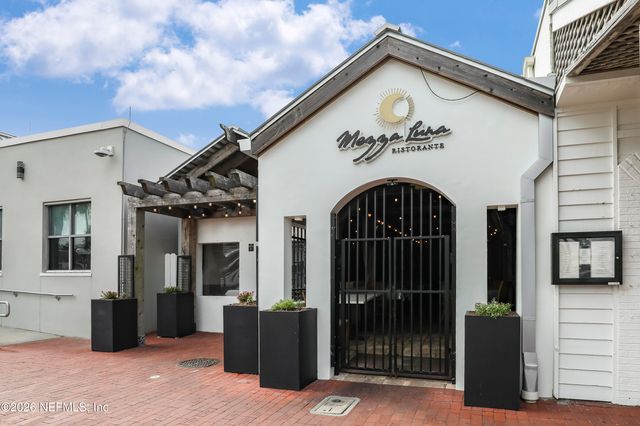 1811 TWELVE OAKS Lane N, Neptune Beach, FL 32266