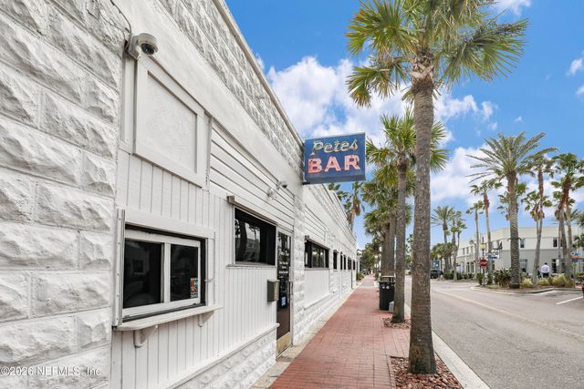 1811 TWELVE OAKS Lane N, Neptune Beach, FL 32266