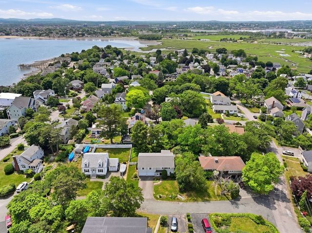18 Livesey Rd, Quincy, MA 02171