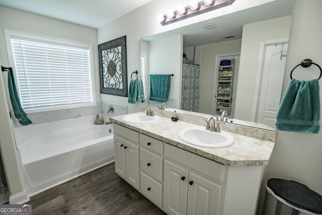 535 Embassy Walk, Winder, GA 30680