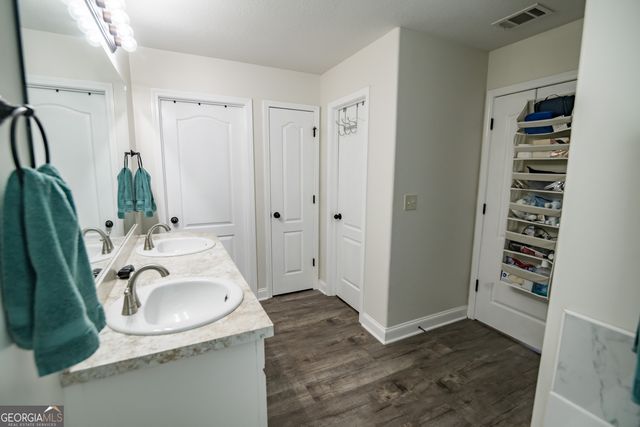 535 Embassy Walk, Winder, GA 30680