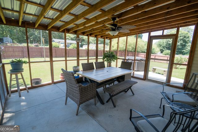 535 Embassy Walk, Winder, GA 30680