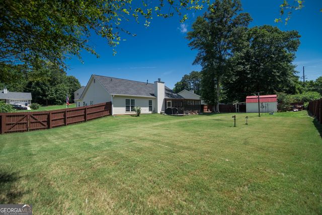535 Embassy Walk, Winder, GA 30680
