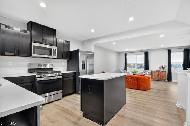 55 Limestone Blvd, Washington Twp., NJ 07882