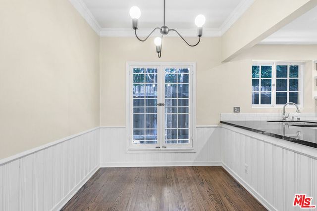 6053 Scenic Avenue, Los Angeles, CA 90068