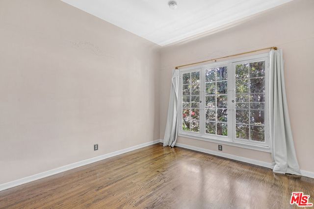 6053 Scenic Avenue, Los Angeles, CA 90068