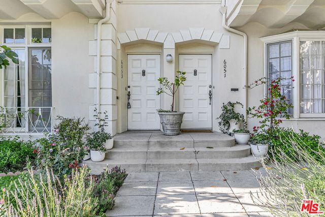6053 Scenic Avenue, Los Angeles, CA 90068