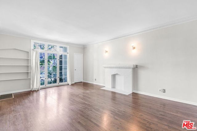 6053 Scenic Avenue, Los Angeles, CA 90068